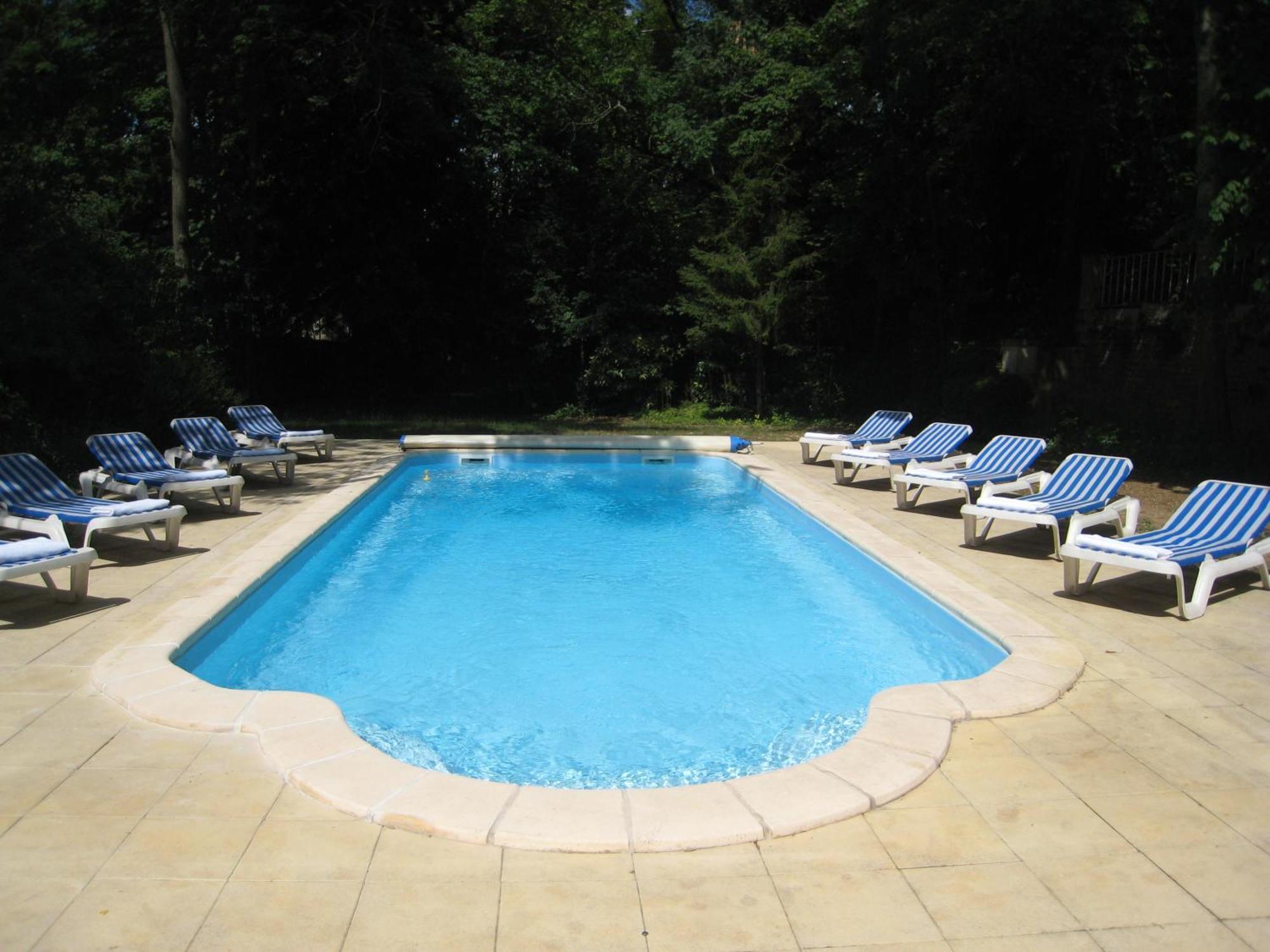 Hotel Les Marechaux Auxerre Εξωτερικό φωτογραφία